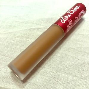 Velvetine Liquid Lipstick in Shroom